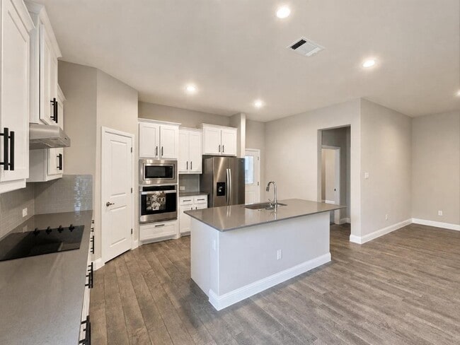 1017 Greencove Dr