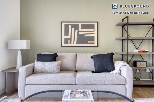 Photo - 1265 Lakeside Dr Unidad FL2-ID1112