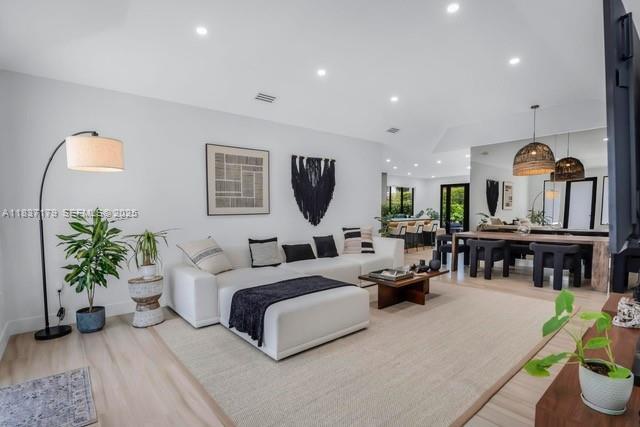 Photo - 1543 Bird Rd