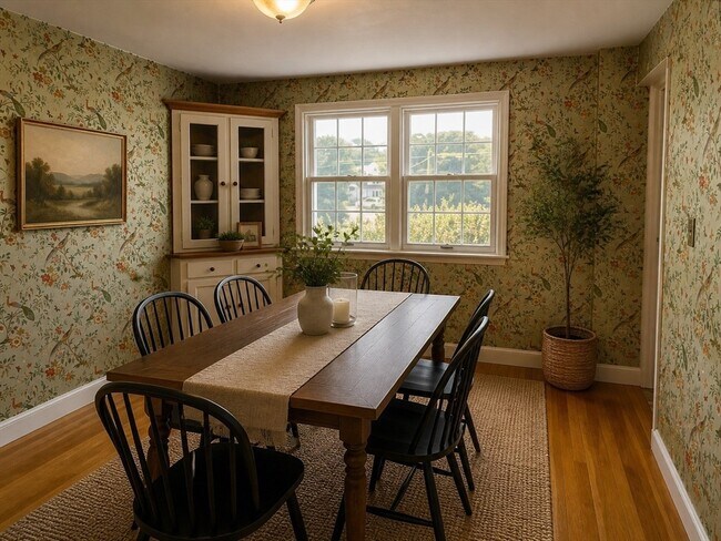 Photo - 307 Glen Rd