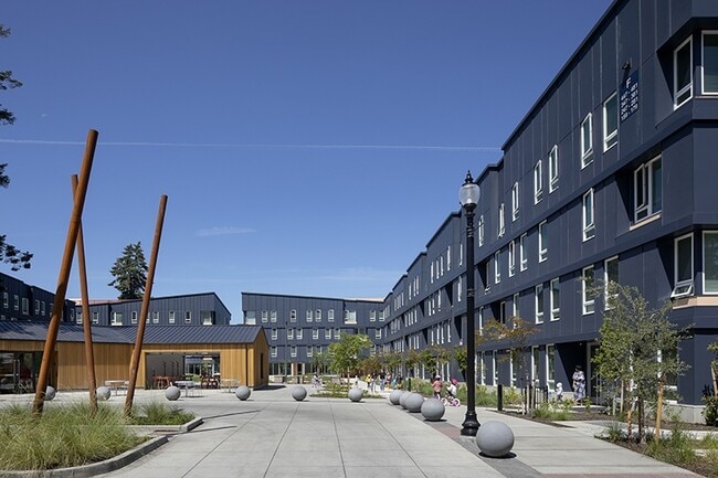 Rockwood Village Apartments