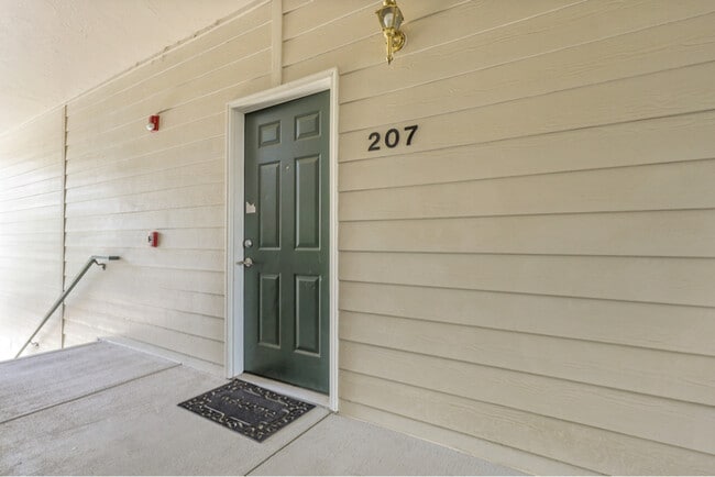 Photo - 19019 E Warren Dr Unit 207
