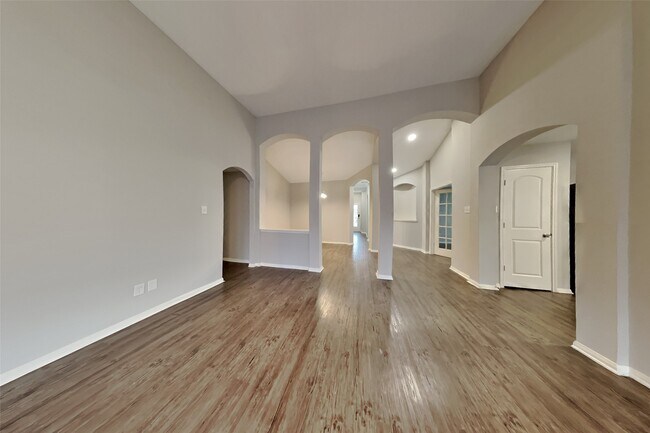 Photo - 3023 Glencullen Ln