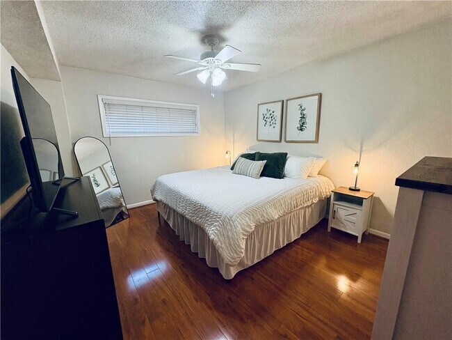 Photo - 250 Little St Unit C101