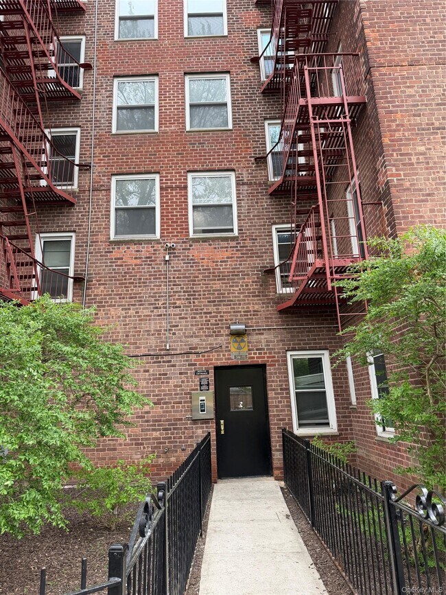 Photo - 34-15 74th St. Unit 2K