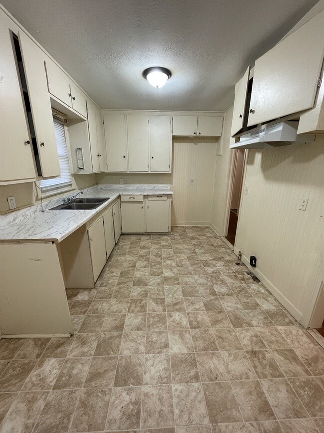 Photo - 2786 Brookwood Dr