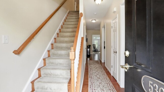 Photo - Charming 3 Bed, 2.5 Bath Condo in Midlothi...