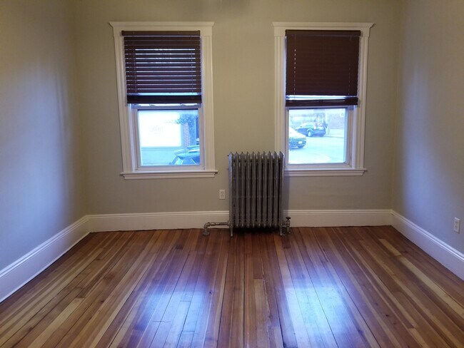 Photo - 2 Pond St Unit 1