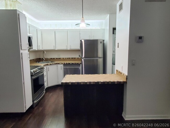 Photo - 603 Sea Pine Way Unit B2