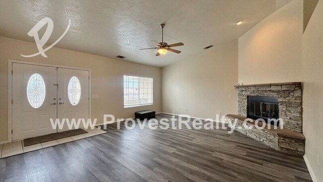 Photo - 14871 Apple Valley Rd