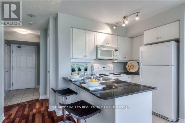 Photo - 19 Barberry Pl Unit 703