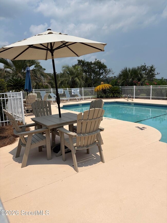Photo - 206 N Windward Dr