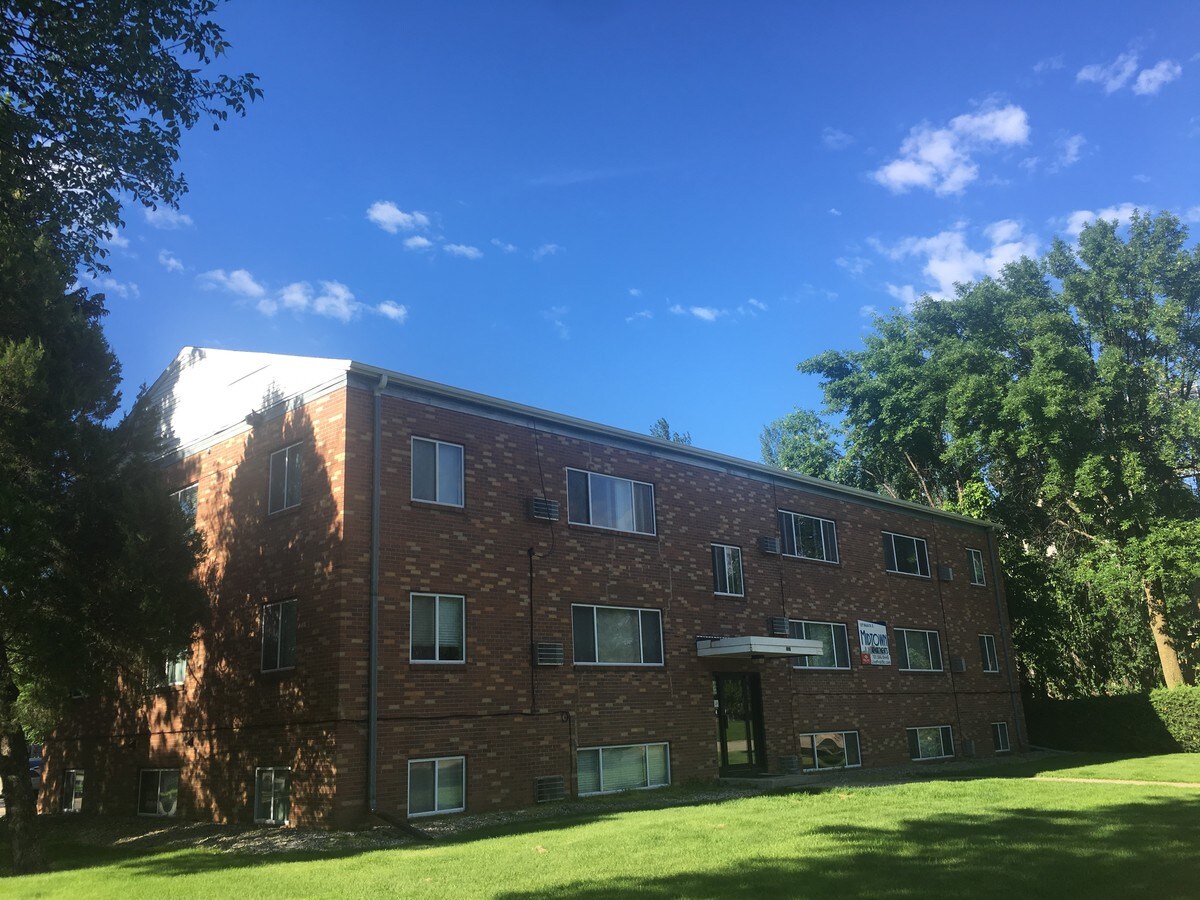 Midtown Apartments - Midtown Apartments