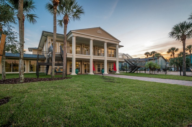 District On Baldwin Park