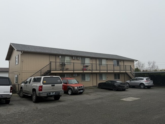 Photo - 1703 NE Fairview Ave Unit F