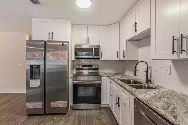 Photo - 10201 N 24th St
