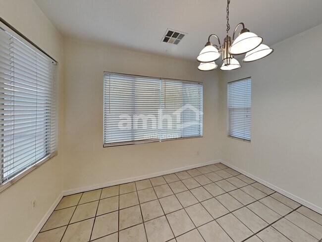 Photo - 2030 S 87th St