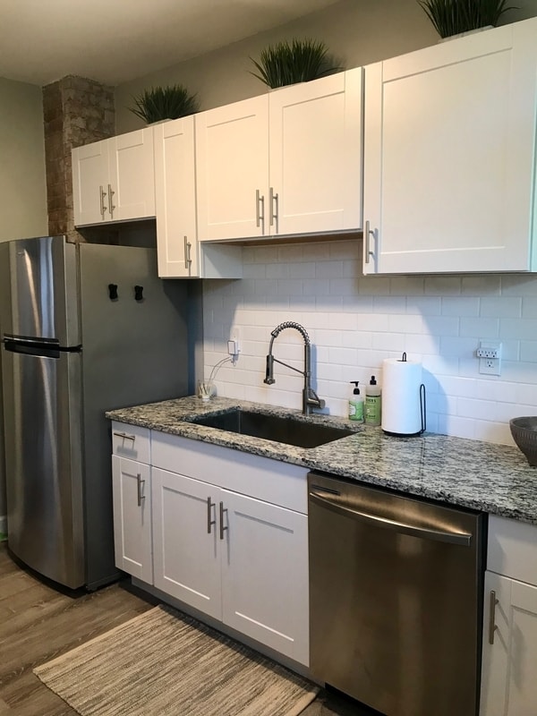 Building Photo - 1285 W 114th St Rental