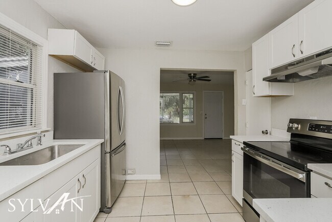 Photo - Experience the Lifestyle awaiting you!