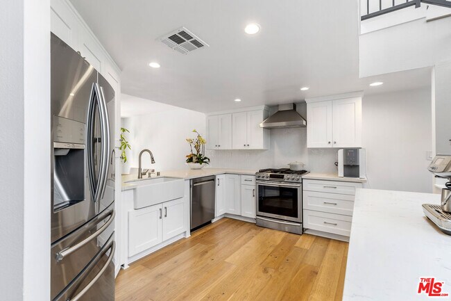 Photo - 1240 24th St Unidad 1