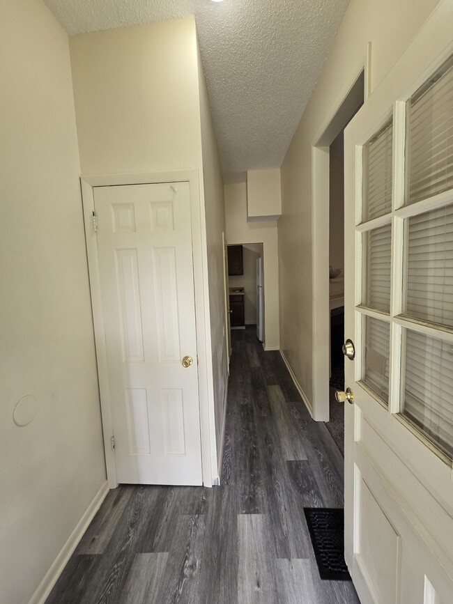 221 S Pleasant St Unit 221-C