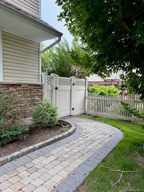Photo - 28 Rocco Dr