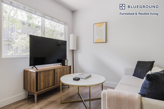 Photo - 4136 Grand View Blvd Unit FL0-ID1326