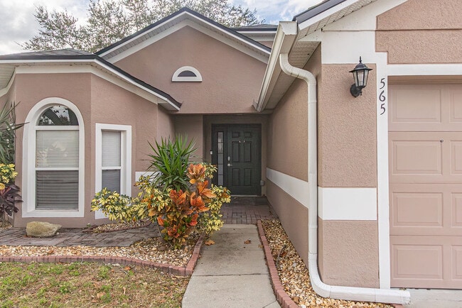 Photo - 565 Blue Water Ave