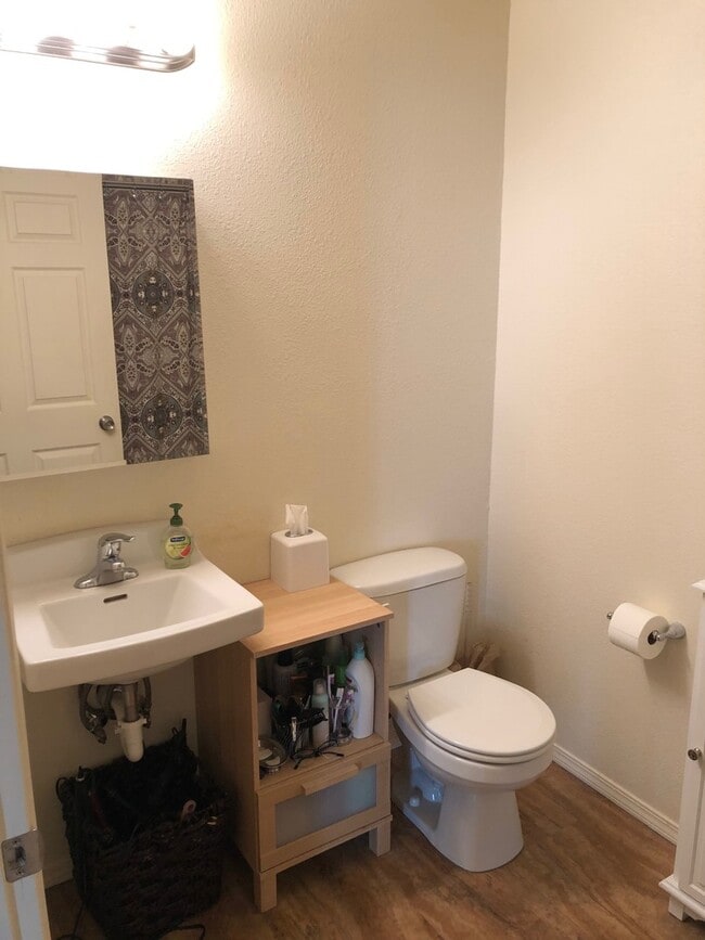 1 Bedroom 1 Bathroom Condo - 1 Bedroom 1 Bathroom Condo
