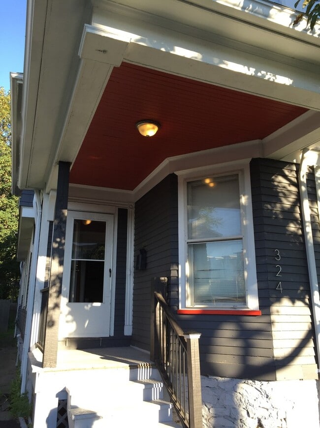 324-326 Mt Hope Ave