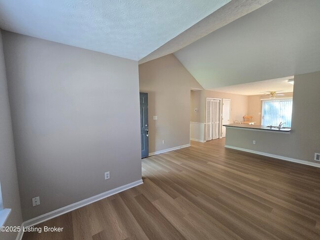 Building Photo - 3710 Locust Ave Rental