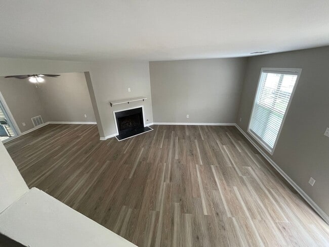 3555 Kennesaw Station Dr