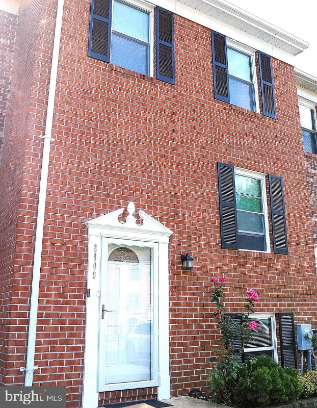 Building Photo - 2809 Beckon Dr