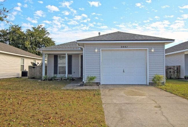Building Photo - 2BR/2BA Southwest Pensacola Patio Home with Fenced Yard, Open Deck, and Modern Kitchen – Minutes ...