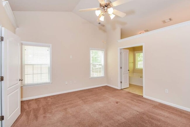 Photo - 1320 Martins Down Dr SE