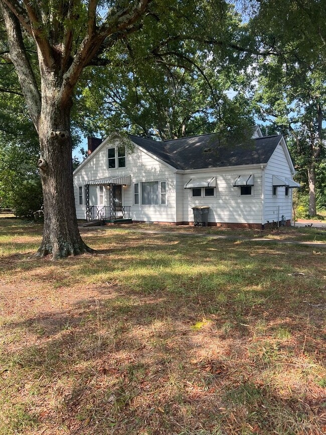 Photo - 2108 Concord Lake Rd