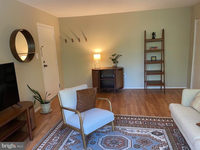 Photo - 3342 S 28th St Unit 304