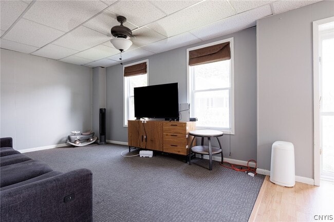 Photo - 215 W Main St