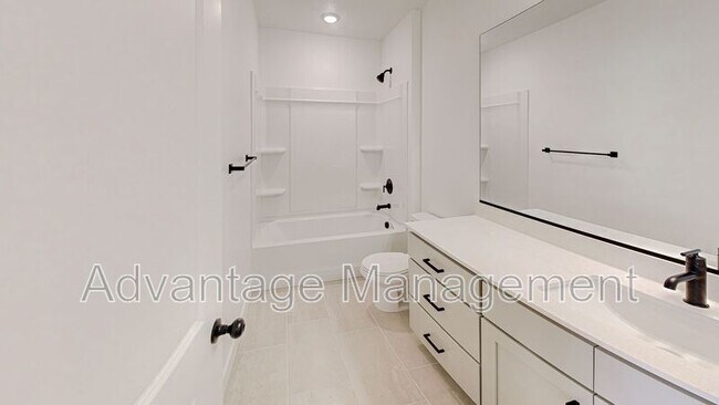 Photo - 7 S Moonlit Rd