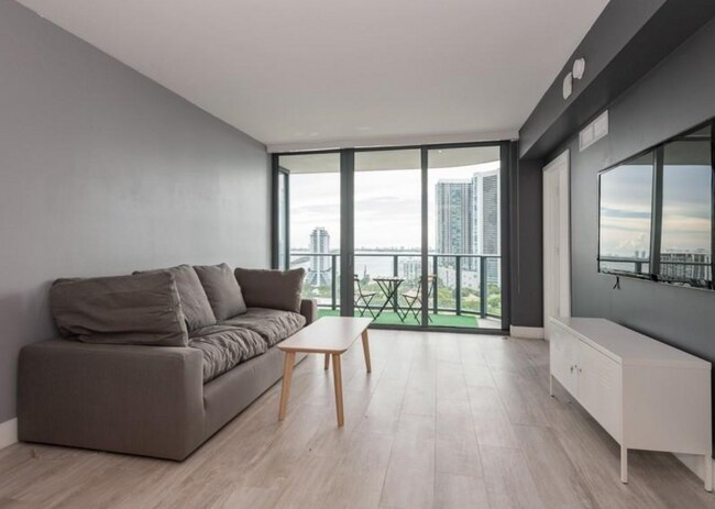 Photo - 121 NE 34th St Unit 1805