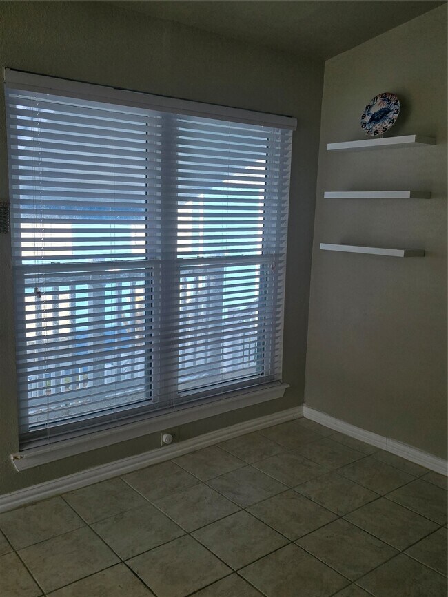 Photo - 3506 Cove View Blvd
