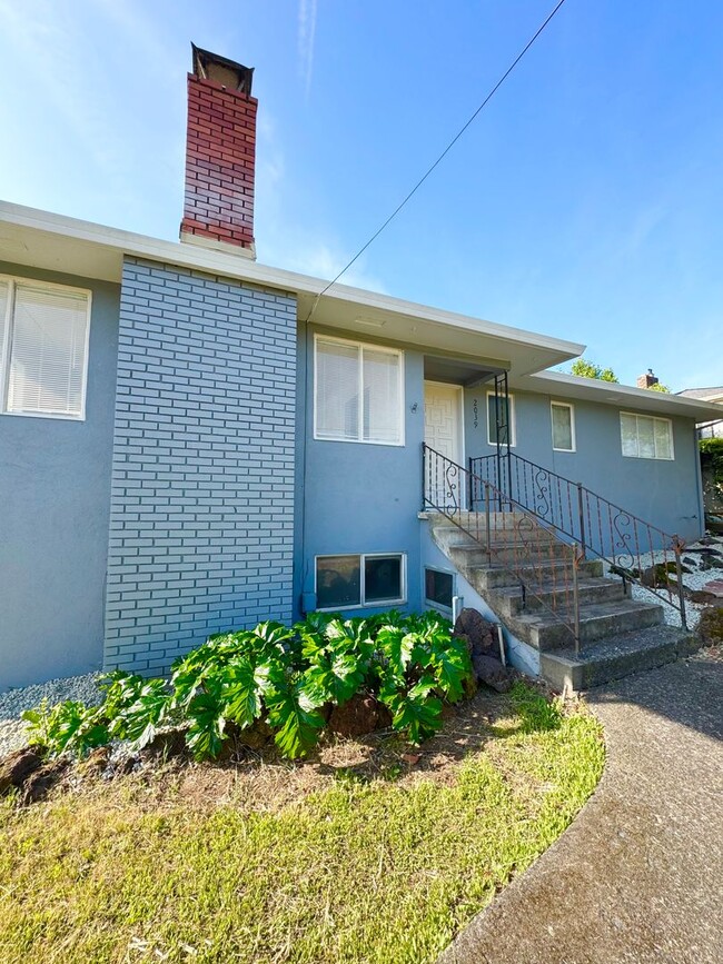 Completely Remodeled House! - Completely Remodeled House!