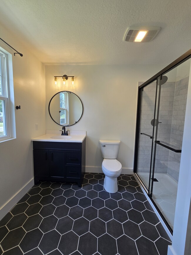 Photo - 6446 Navarre Rd SW