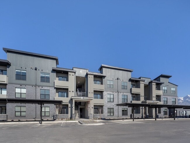 Exterior View of Amara