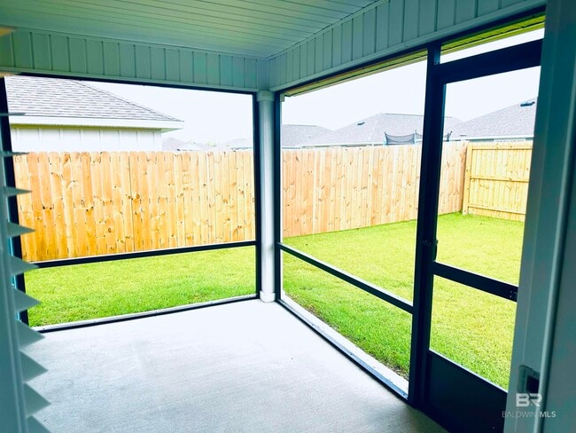 Photo - 394 Preston Wy