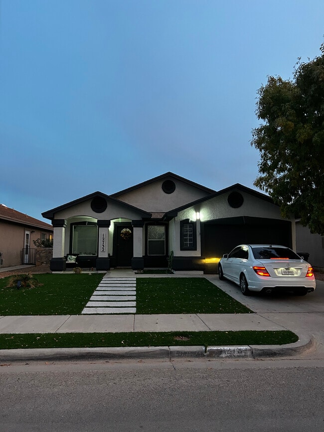 Building Photo - 12732 Roberto Nunez Ln Rental