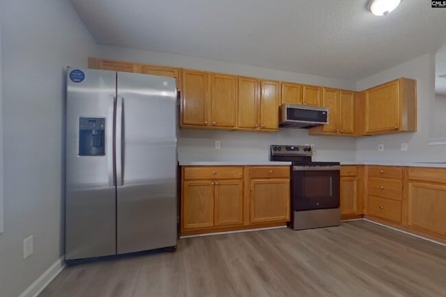 Photo - 404 Castle Ridge Dr