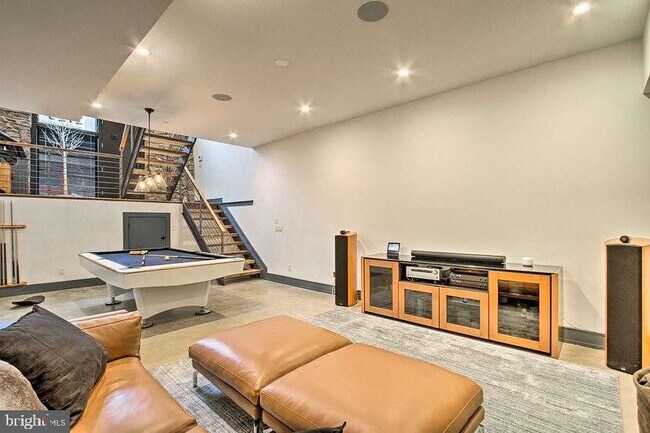 Photo - 2128 E Firth St