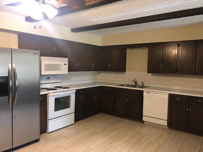 Photo - 304 4th St S Unit 102