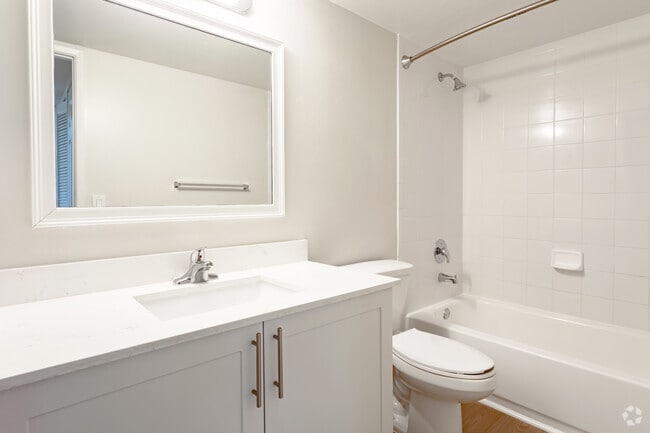 1BR, 1BA - Antibes - Bathroom - St. Tropez Apartments